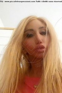 Foto selfie trans Relax Italy Enna 3711171722