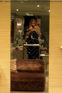 Foto selfie trans Relax Italy Enna 3711171722