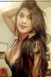 Foto selfie trans Delizia Malizia Taranto 3511575349