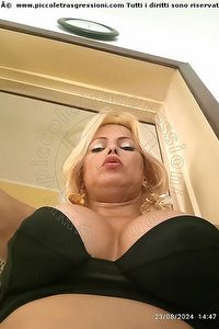 Foto selfie trans escort Bia Mastroianni Genova 3270566233