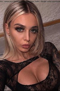 Foto selfie trans Rossana Bulgari Italiana Bari 3664827160