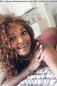 Foto selfie trans escort Sexy Venere Nera Santo Stefano Di Magra 3283286338