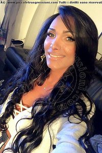 Foto selfie trans escort Leticia Freitas Pornostar Napoli 3312066752