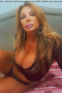 Foto selfie trans escort Giusy L' Italiana Napoli 3331557512