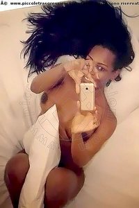 Foto selfie trans escort Naomi Xl Montesilvano 3290167932