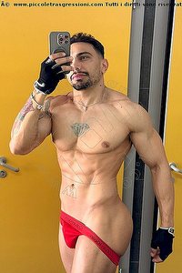 Foto selfie boys J. Andres Pornostar Torino 3296211812