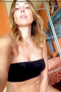 Foto selfie trans escort Laura Made In Italy Milano 3385028279