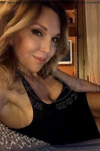 Foto selfie trans escort Laura Made In Italy Milano 3385028279