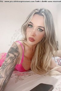 Foto selfie trans escort Rossana Bulgari Foggia 3664827160