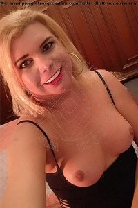 Foto selfie trans escort Mailla Cagliari 3889975190