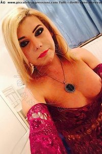 Foto selfie trans escort Mailla Cagliari 3889975190