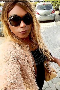 Foto selfie trans escort Camilla Cubana Barletta 3481687095
