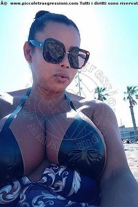 Foto selfie trans escort Claudia Silva Napoli 3298794214