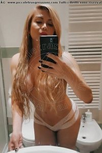 Foto selfie trans escort Lasmy Cosenza 3890475463