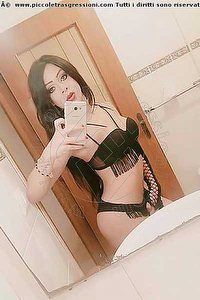 Foto selfie trans escort Rennata Fontana Isernia 3662375033