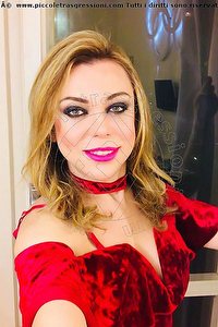 Foto selfie trans escort Karina Lear Marina Di Montemarciano 3516010301
