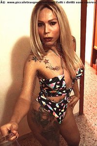 Foto selfie trans escort Cinzia Brasiliana Bari 3444850435