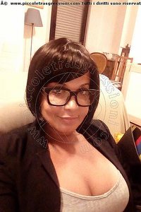 Foto selfie trans escort Amanda Perugia 3896498703