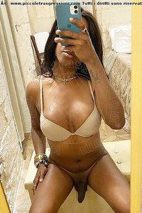 Foto selfie hot trans escort Bruna Ferragni Bari 3385931655