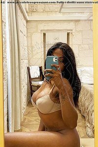 Foto selfie trans escort Bruna Ferragni Bari 3385931655