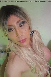 Foto selfie trans escort Valentina Bari 3207876661