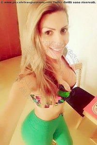 Foto selfie trans escort Melissa Top Class Rio De Janeiro 00551196075564