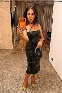 Foto selfie trans Emanuela Sabatini Alba Adriatica 3487458410
