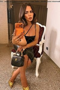Foto selfie trans Emanuela Sabatini Alba Adriatica 3487458410