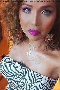 Foto selfie trans escort Itaka Casoria 3347928918