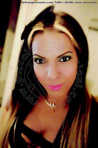 Foto selfie trans escort Monica Pellucci Mantova 3398828649