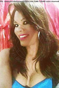 Foto selfie trans escort Giulia Olbia 3246045585