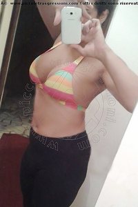 Foto selfie trans escort Vivian Araujo Aveiro 00351912583771