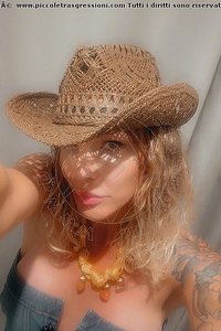 Foto selfie trans Valeria Treviso 3388718849