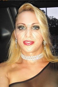 Foto selfie trans escort Victoria Markez Cervia 3318935376