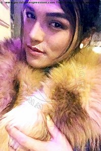 Foto selfie trans escort Mia Asiatica Verona 3884086105