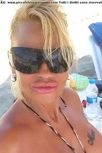 Foto selfie girls Laura Friburgo In Brisgovia 004915225645943