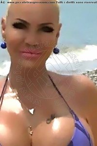 Foto selfie girls Laura Friburgo In Brisgovia 004915225645943