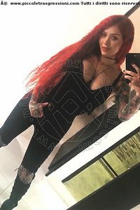 Foto selfie trans escort Bambolina Red Sandy Sassari 3487569396