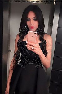 Foto selfie trans escort Roberta Maliziosa Alba Adriatica 3911614049