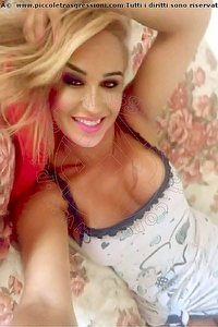 Foto selfie trans Dolce Giuliana Trieste 3510198320