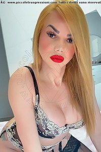 Foto selfie trans Alessandra Mazzoli Prato 3444691456