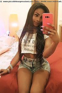 Foto selfie trans Adhara Torino 3805930027