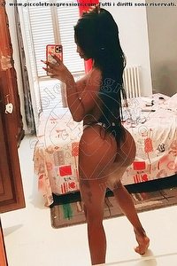 Foto selfie trans escort Adhara Düsseldorf 004915212409124