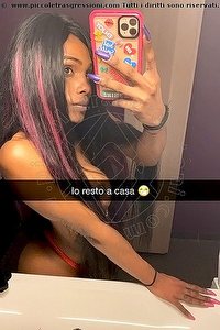 Foto selfie trans escort Adhara Düsseldorf 004915212409124