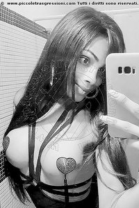 Foto selfie trans escort Adhara Düsseldorf 004915212409124
