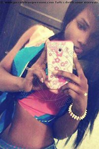 Foto selfie trans escort Adhara Düsseldorf 004915212409124