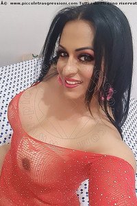Foto selfie trans escort Camilla Bambola Bari 3297099256