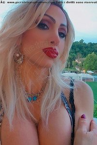 Foto selfie trans escort Regina Audrey  Italiana Monza 3889831116