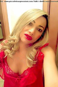 Foto selfie trans Molly Porto Sant'elpidio 3893192464