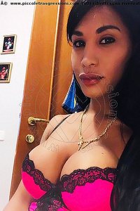 Foto selfie trans escort Mikaella Pimentell Pornostar Roma 3293410689